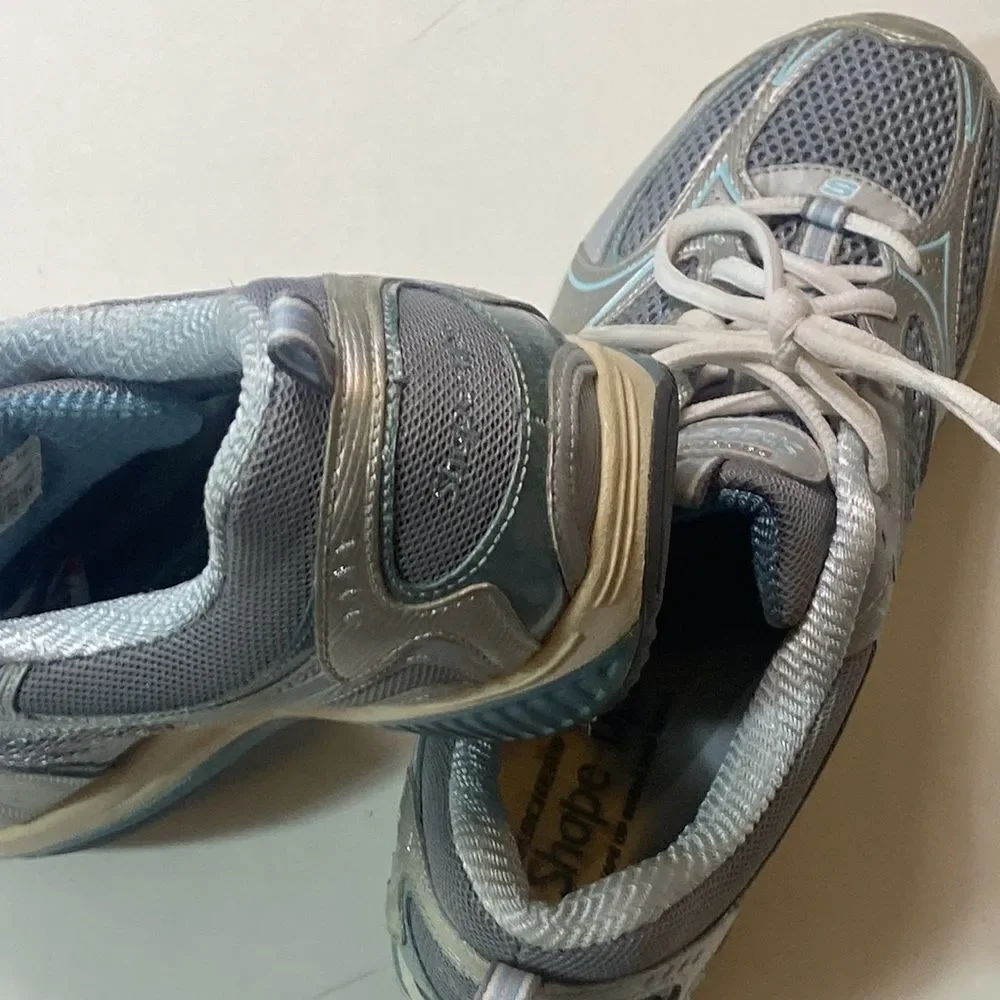 Skechers Shape Ups While You Walk Women Shoes Size 9 US